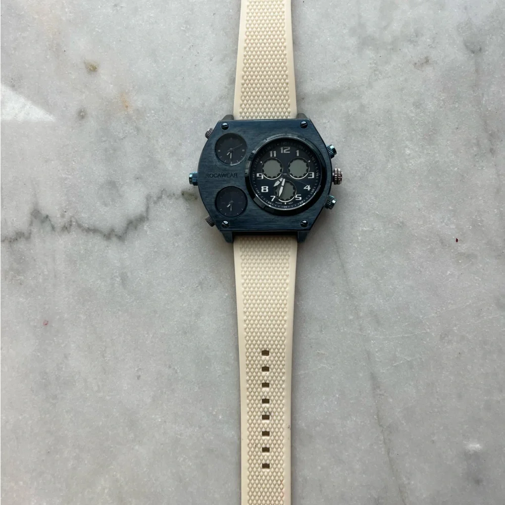 Rocawear Blue and Cream Smartwatch with Rugged Design